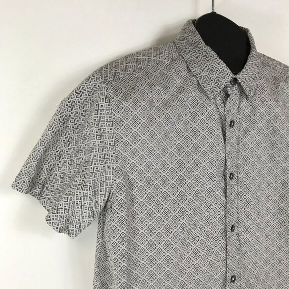 prAna Ulu Button Up Shirt Men's Small Geometric Print Short Sleeve 100% Organic - Picture 4 of 11